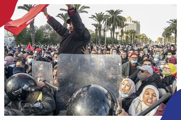 تونس: غضب من قمع المحتجين بذكرى الثورة وتحركات لمقاضاة وزير الداخلية