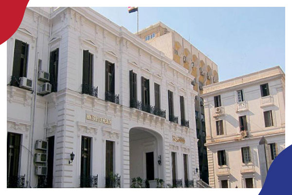 مصر: النيابة تغطي علي فساد وزيرة الصحة بإحالة 4 مجهولين للجناياتَ! 