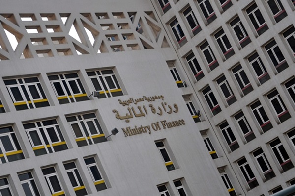 الموازنة الجديدة .. سوط يلهب ظهور المصريين